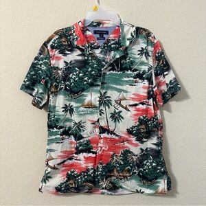 Tommy Hilfiger Shirt Hawaiian Tropical Fishing Short Sleeve Button Down Vacation